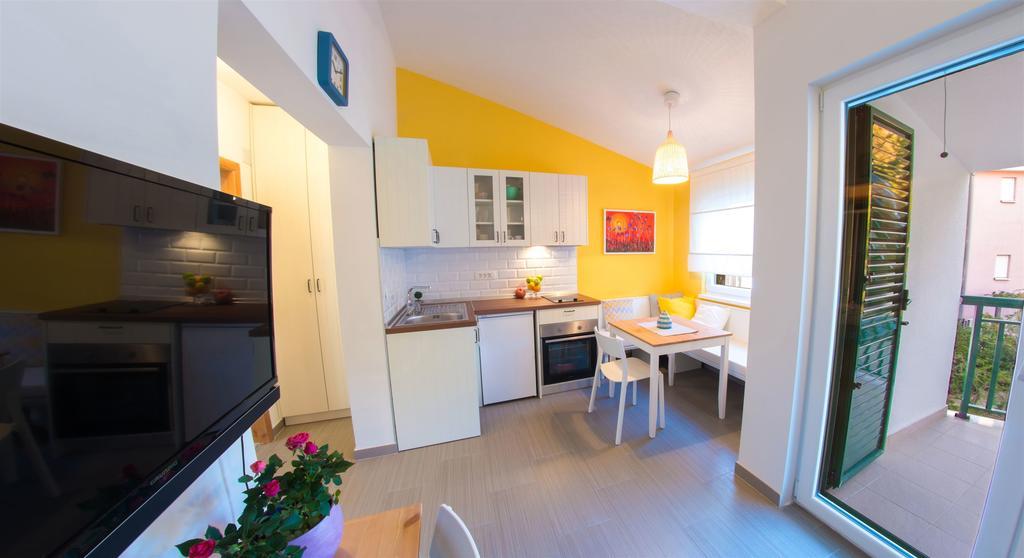 Apartments Denis Клек Экстерьер фото